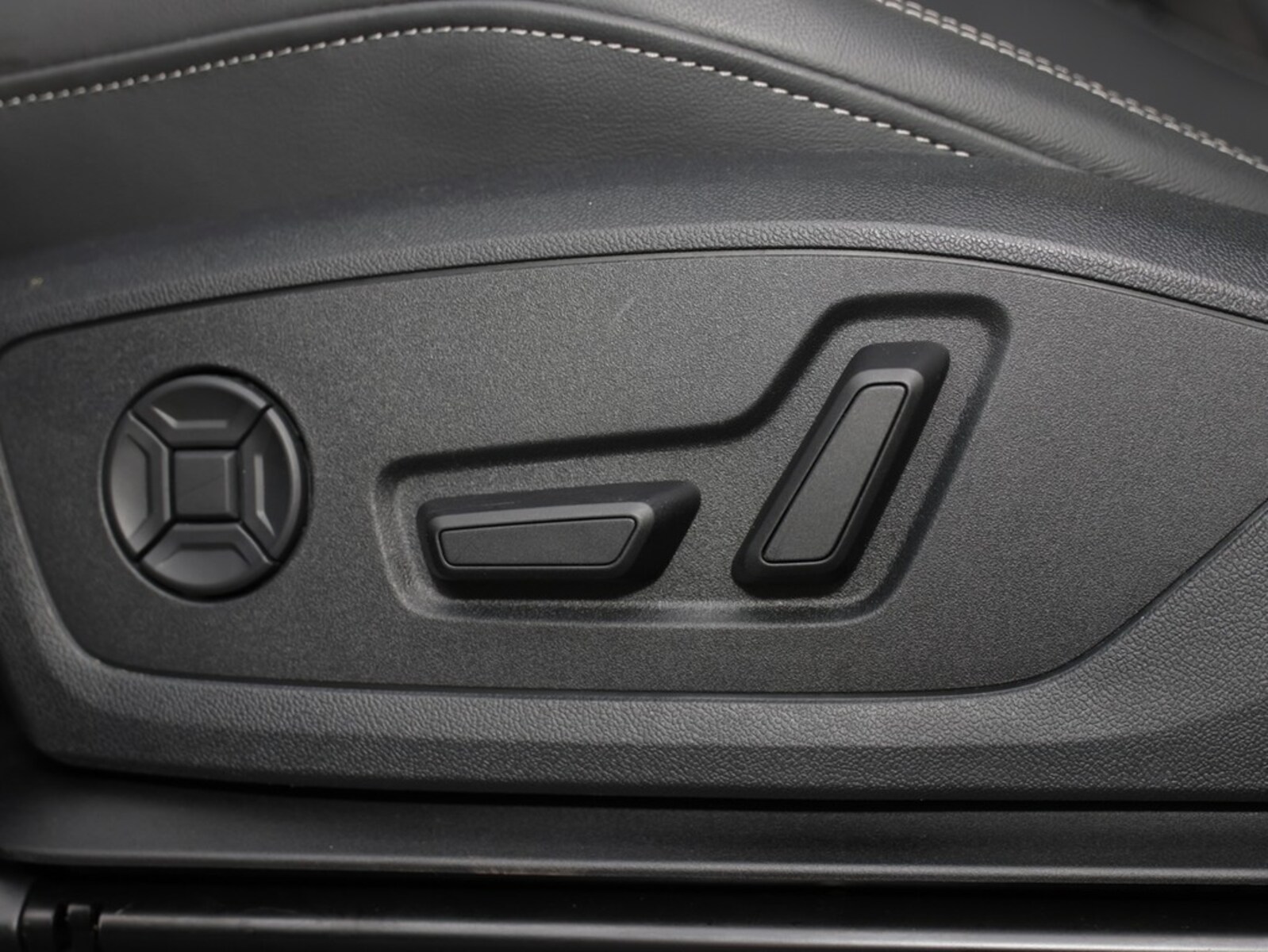 Audi Q3 – Bild 8