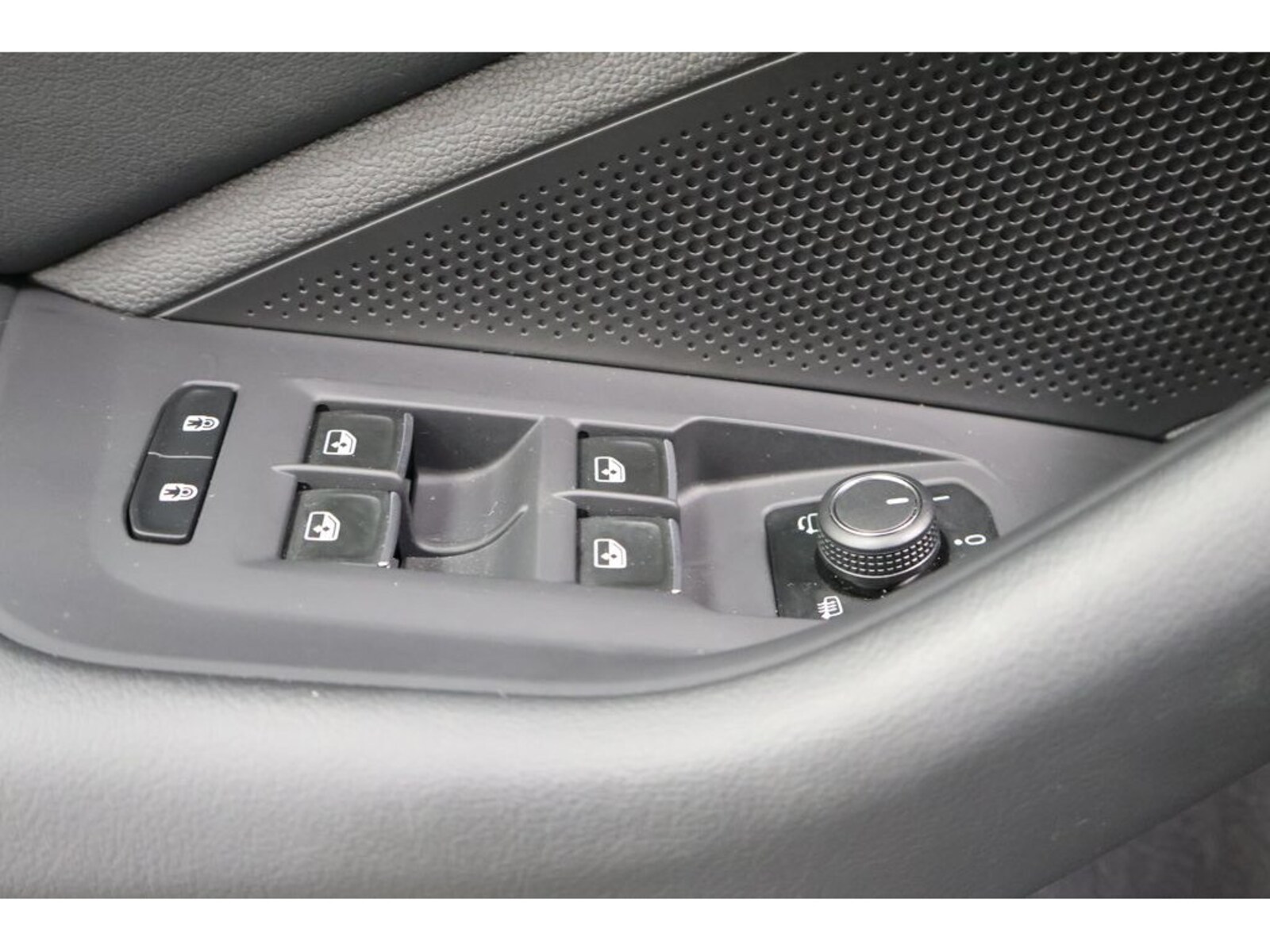 Volkswagen Passat – Bild 21