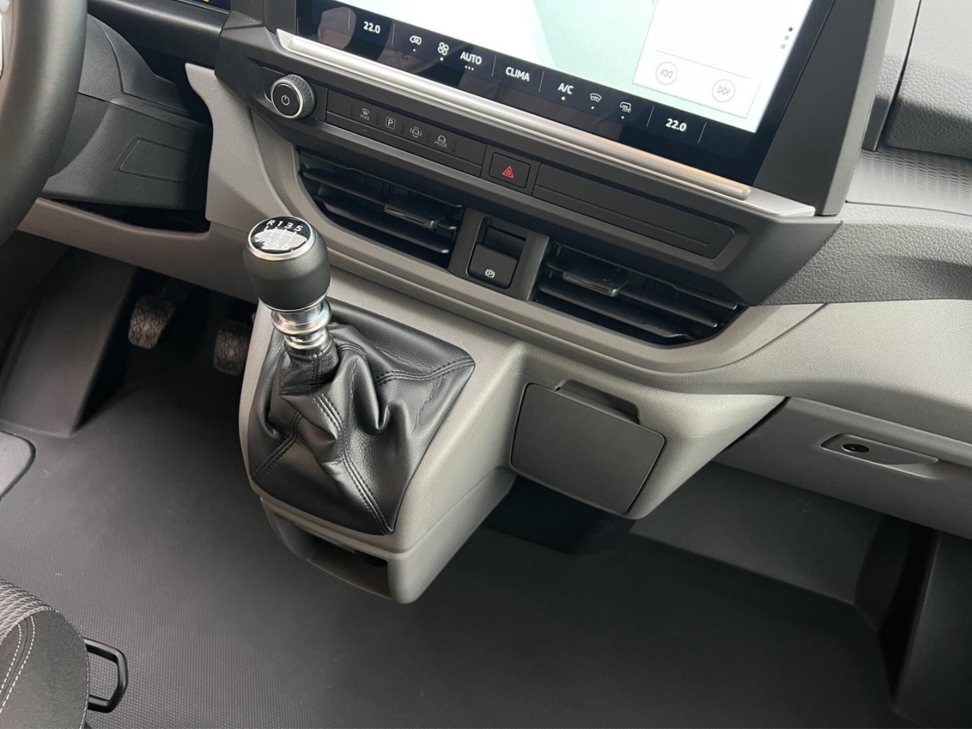 Volkswagen Transporter Kasten kurzer Radstand