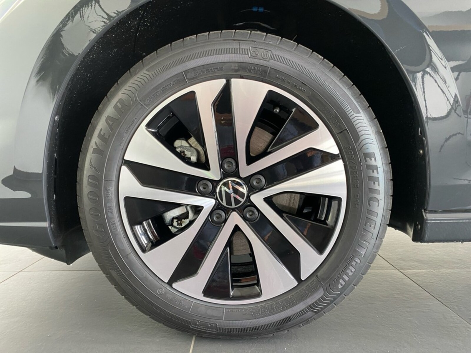 Volkswagen Golf – Bild 2