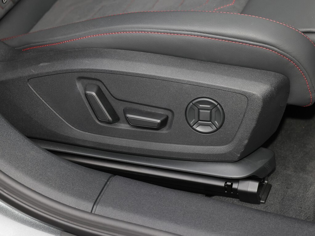 Audi S6 Avant e-tron