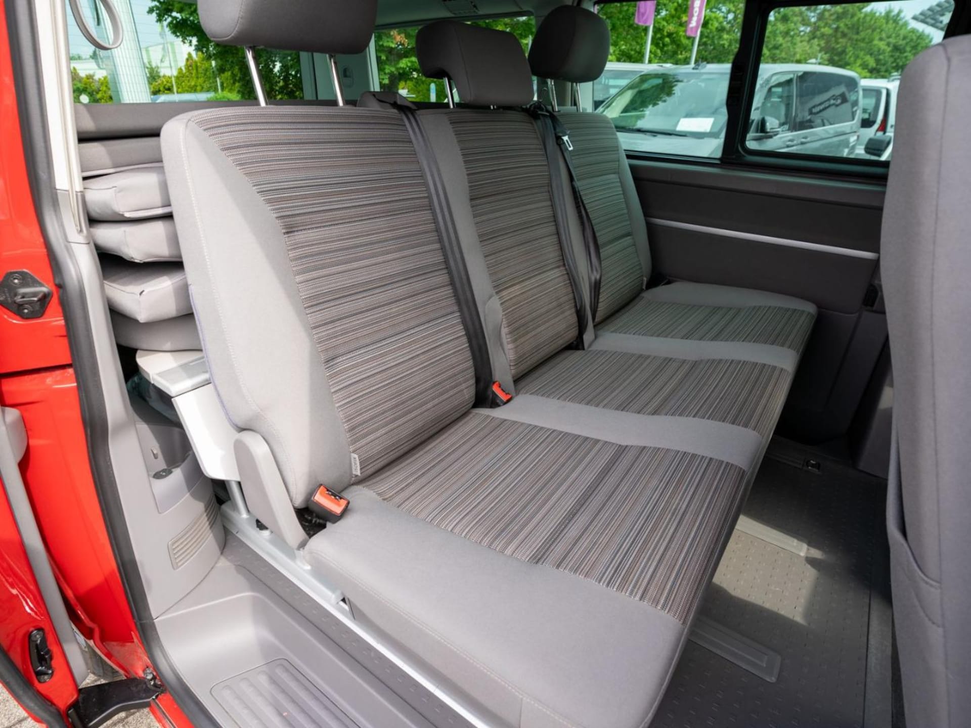 Volkswagen T6.1 California Beach