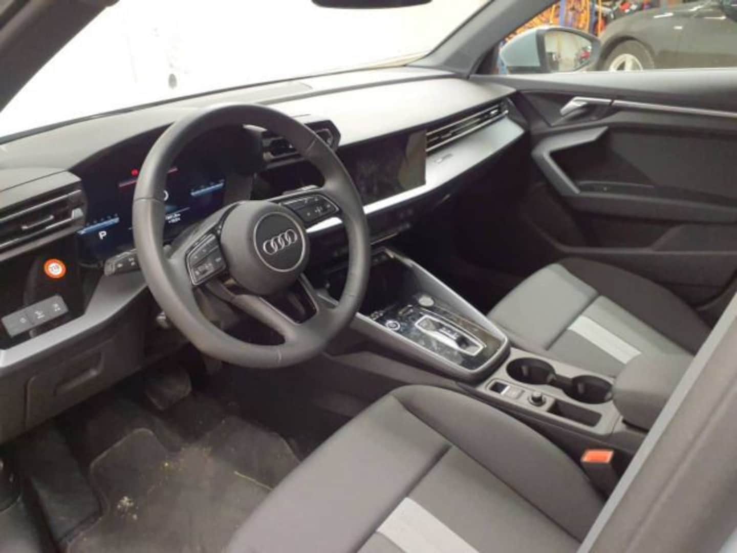 Bild über Audi A3 Sportback TDI S tronic - für weitere Informationen kontaktieren Sie den Audi Partner