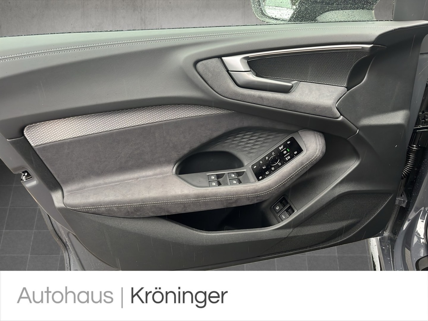 Bild über Audi A5 Avant e-hybrid e-hybrid quattro 220 kW S tronic - für weitere Informationen kontaktieren Sie den Audi Partner