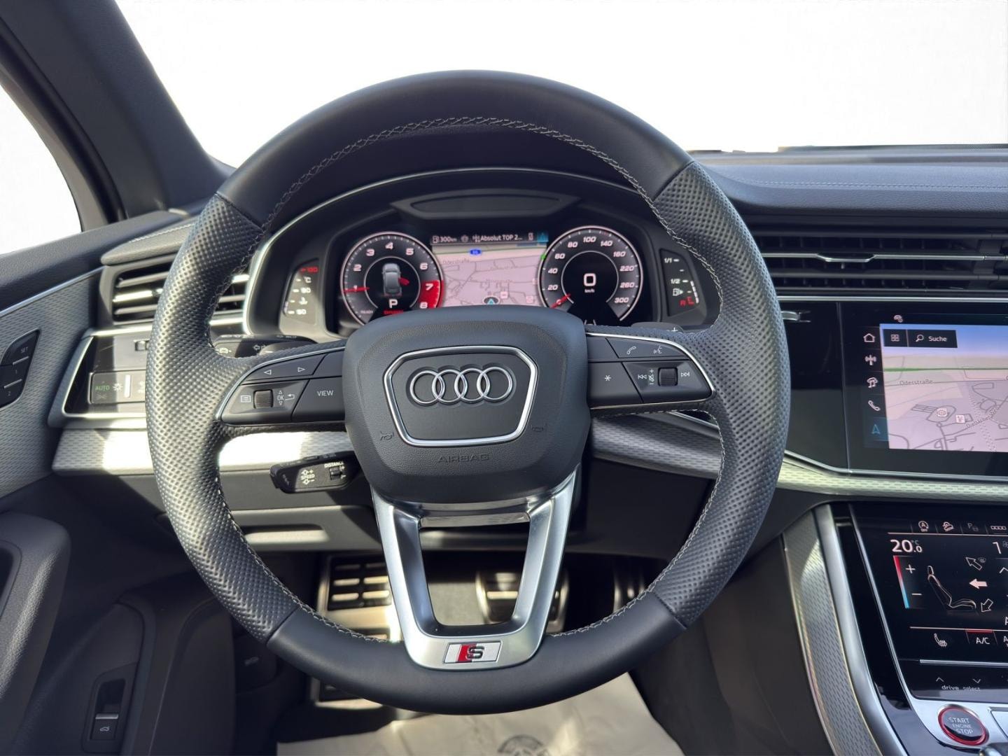 Bild über Audi SQ7 SUV TFSI quattro 373 kW tiptronic - für weitere Informationen kontaktieren Sie den Audi Partner