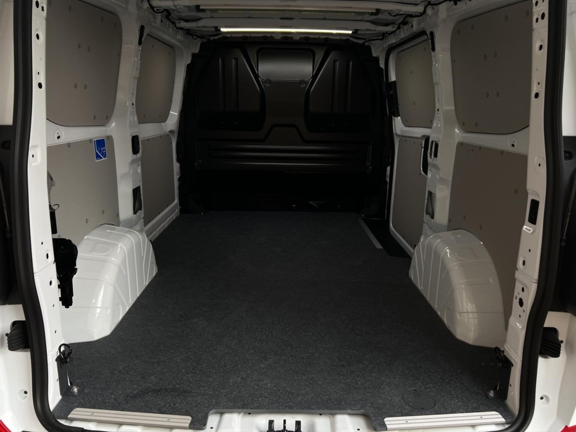Volkswagen Transporter Kasten kurzer Radstand