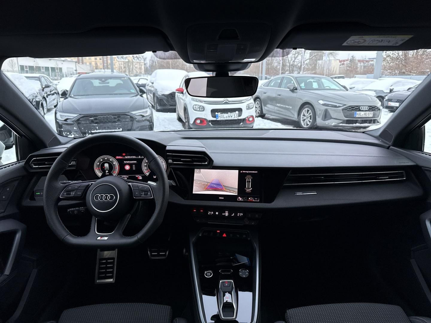 Bild über Audi A3 Sportback S line 30 TFSI S tronic - für weitere Informationen kontaktieren Sie den Audi Partner