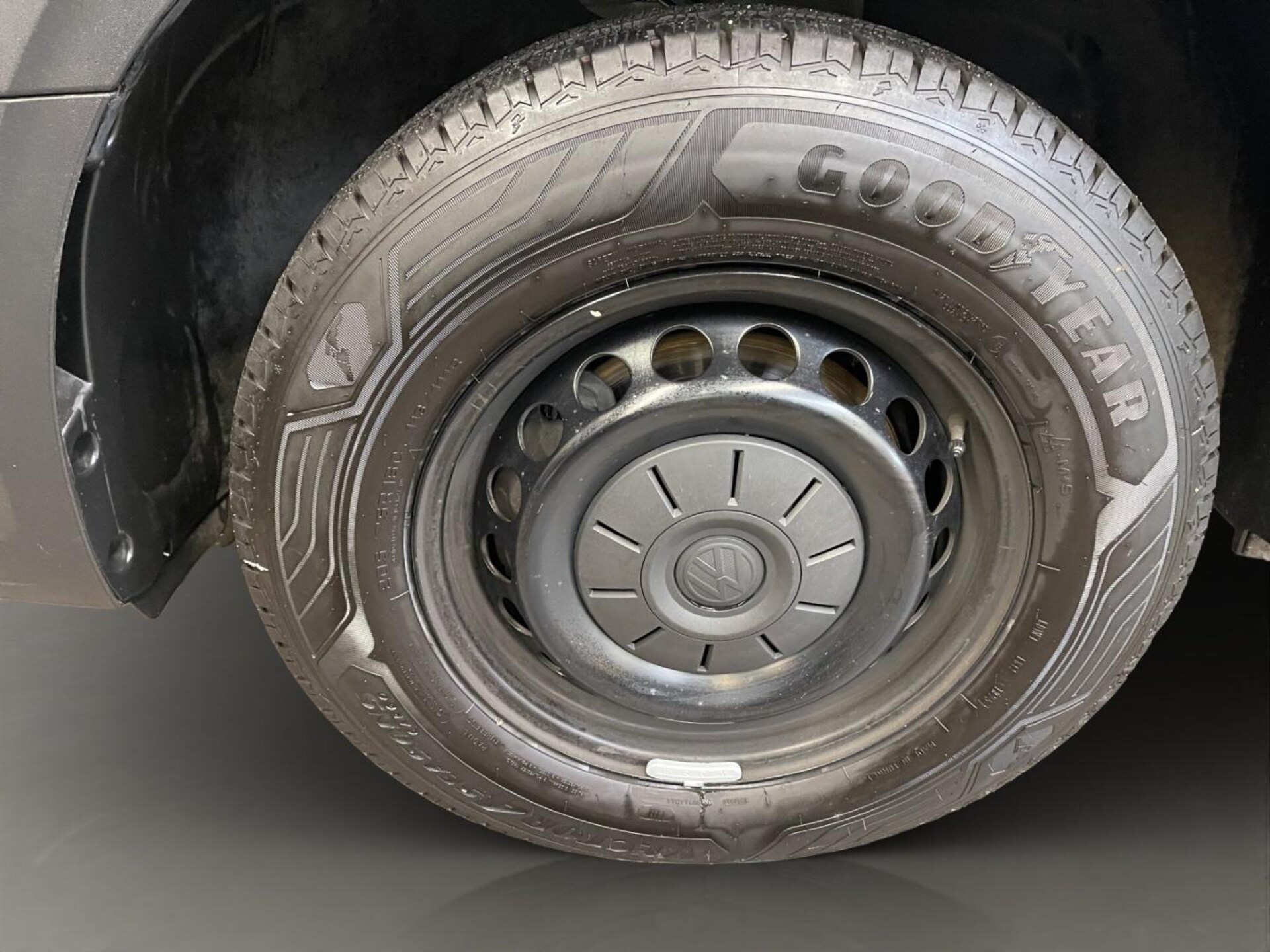 Volkswagen Crafter Kasten mittlerer Radstand