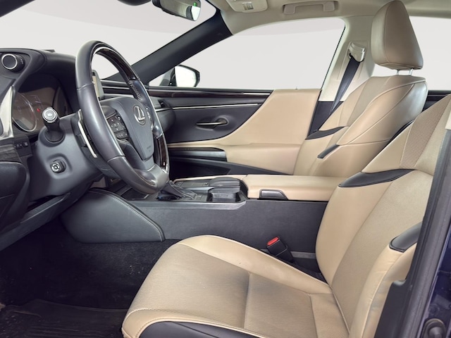 2019 Lexus ES 350