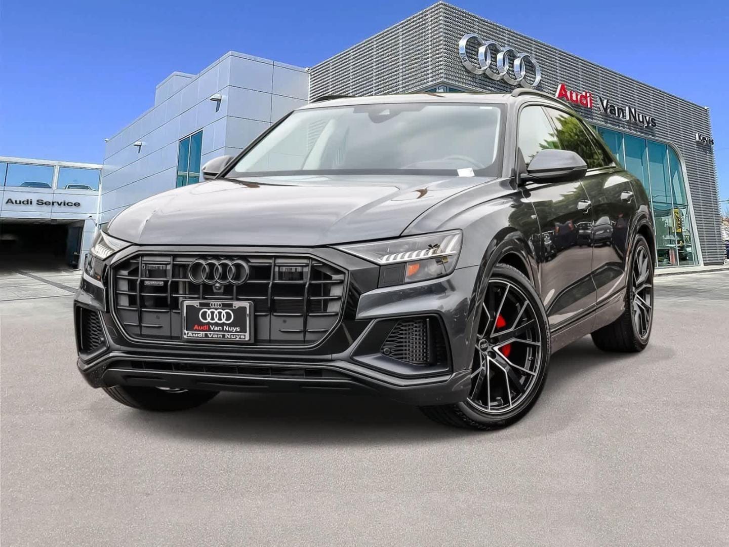 2023 Audi Q8