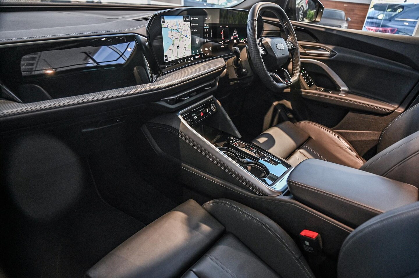 Image about Audi Q5 SUV TDI quattro 150 kW sport