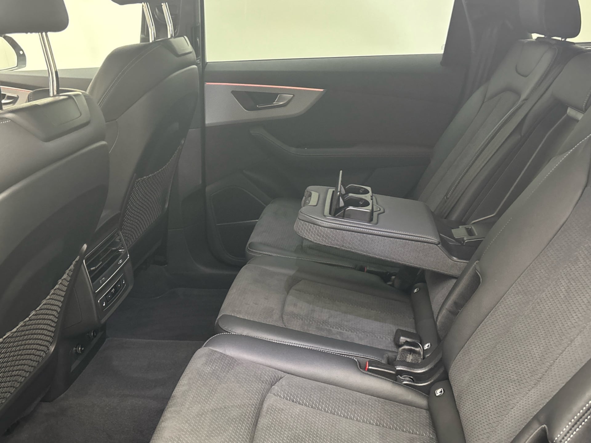 Audi Q7 SUV TFSI e S line