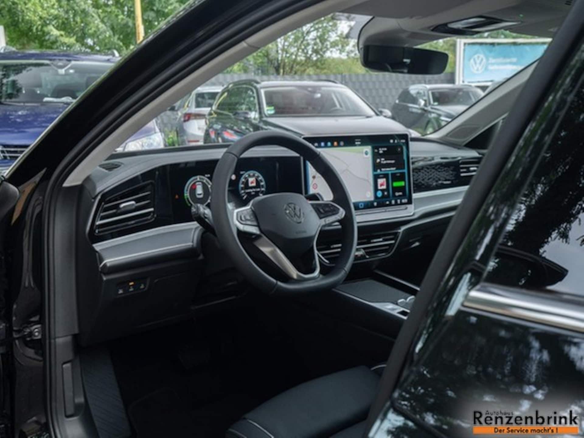 Volkswagen Passat Elegance