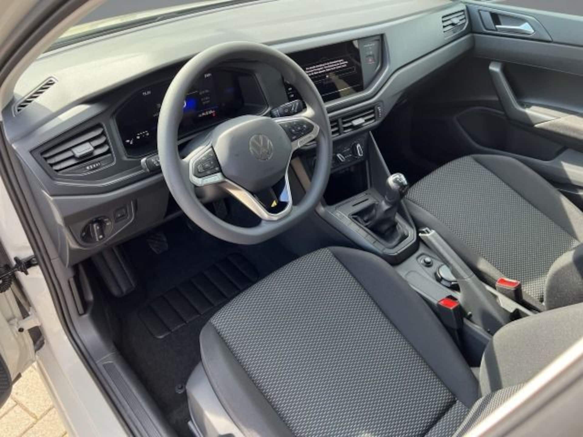 Volkswagen Polo Basis-Modell