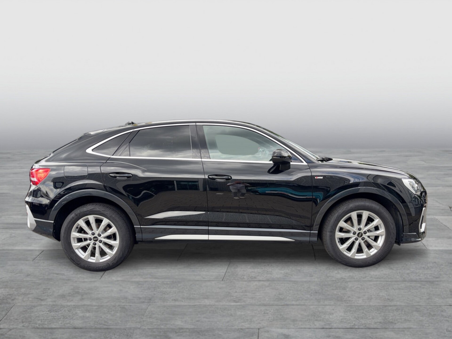 Audi Q3 Sportback S line