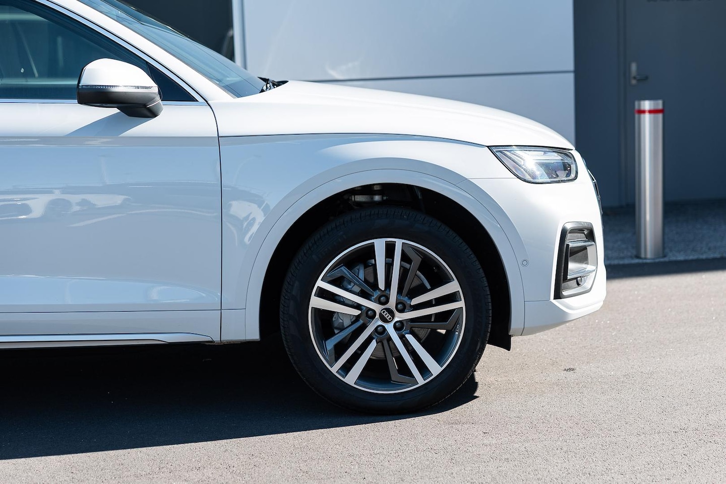 Image about Audi Q5 Sport 40 TDI quattro S tronic