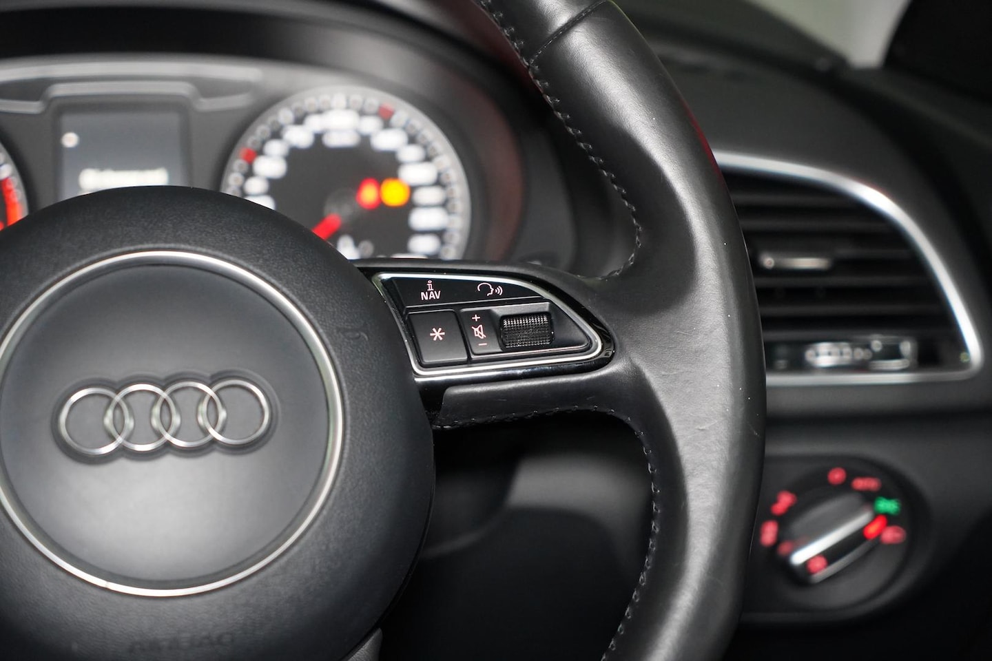 Image about Audi Q3 2.0 TFSI quattro Sport 132 kW S tronic