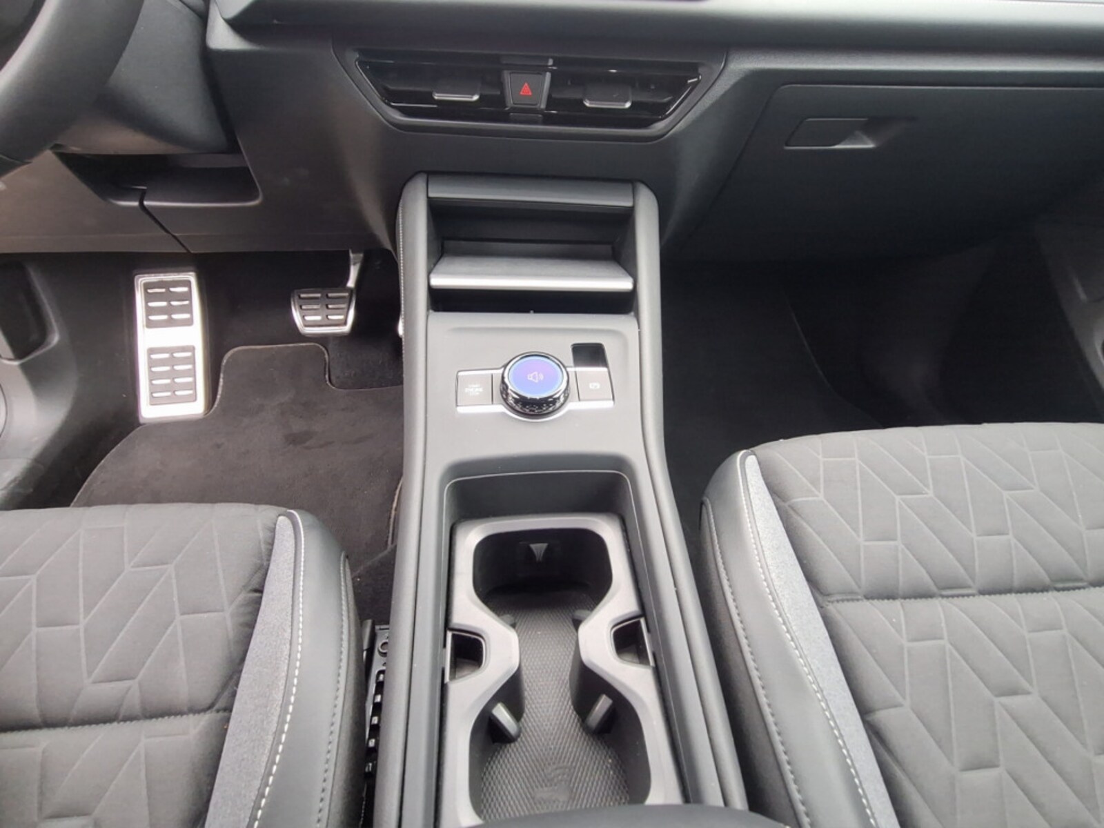 Volkswagen Tiguan – Bild 16