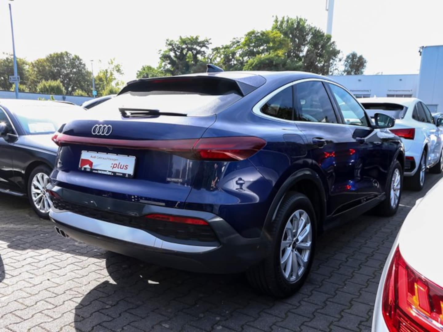 Bild über Audi Q5 Sportback TDI quattro 150 kW S tronic - für weitere Informationen kontaktieren Sie den Audi Partner