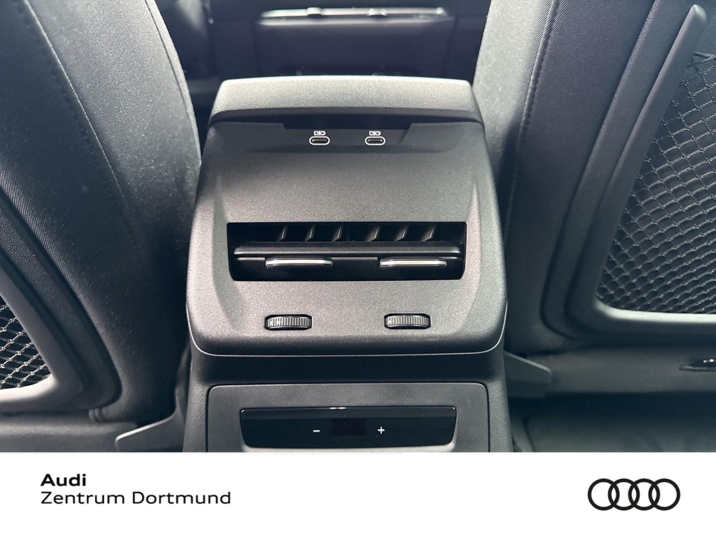 Bild über Audi A5 Avant TDI quattro 150 kW S tronic - für weitere Informationen kontaktieren Sie den Audi Partner