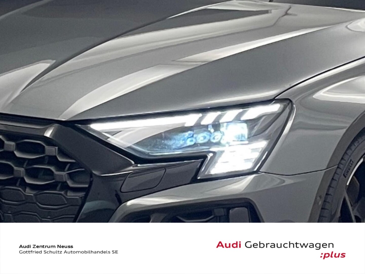 Bild über Audi RS 3 Sportback TFSI quattro S tronic - für weitere Informationen kontaktieren Sie den Audi Partner