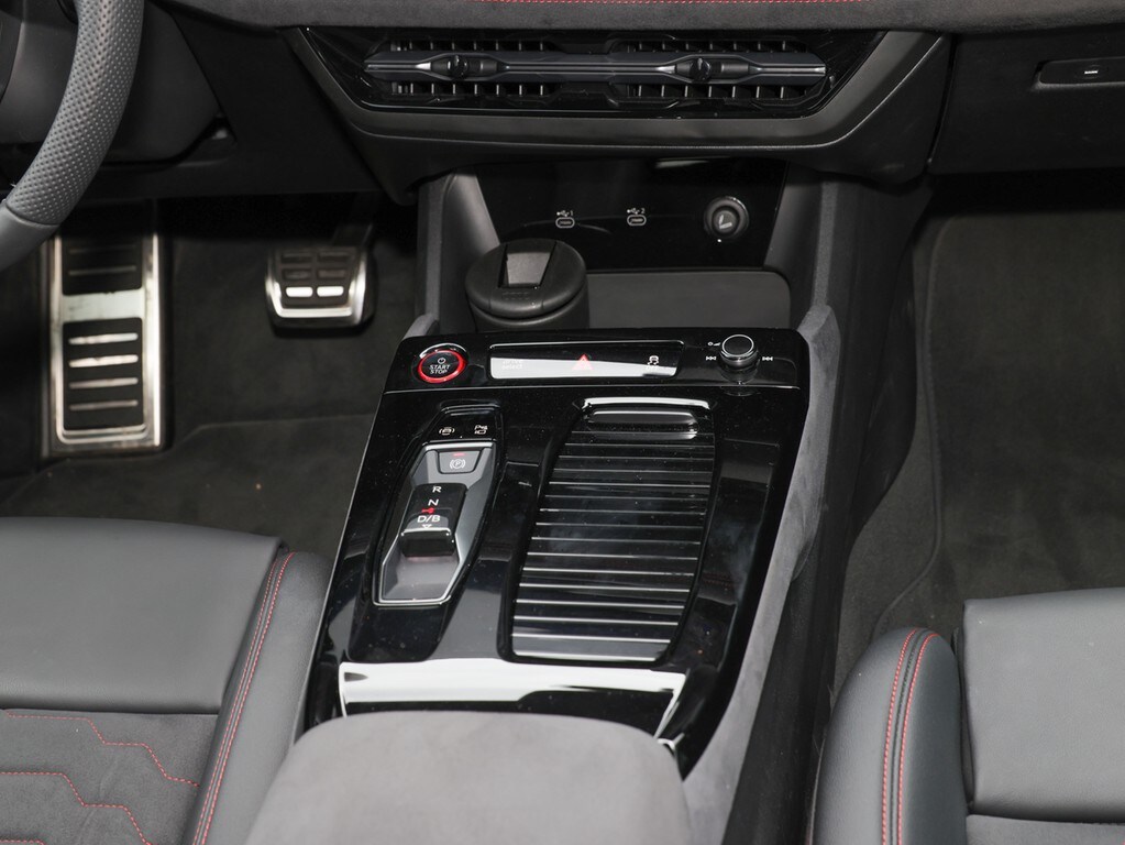 Audi S6 Avant e-tron
