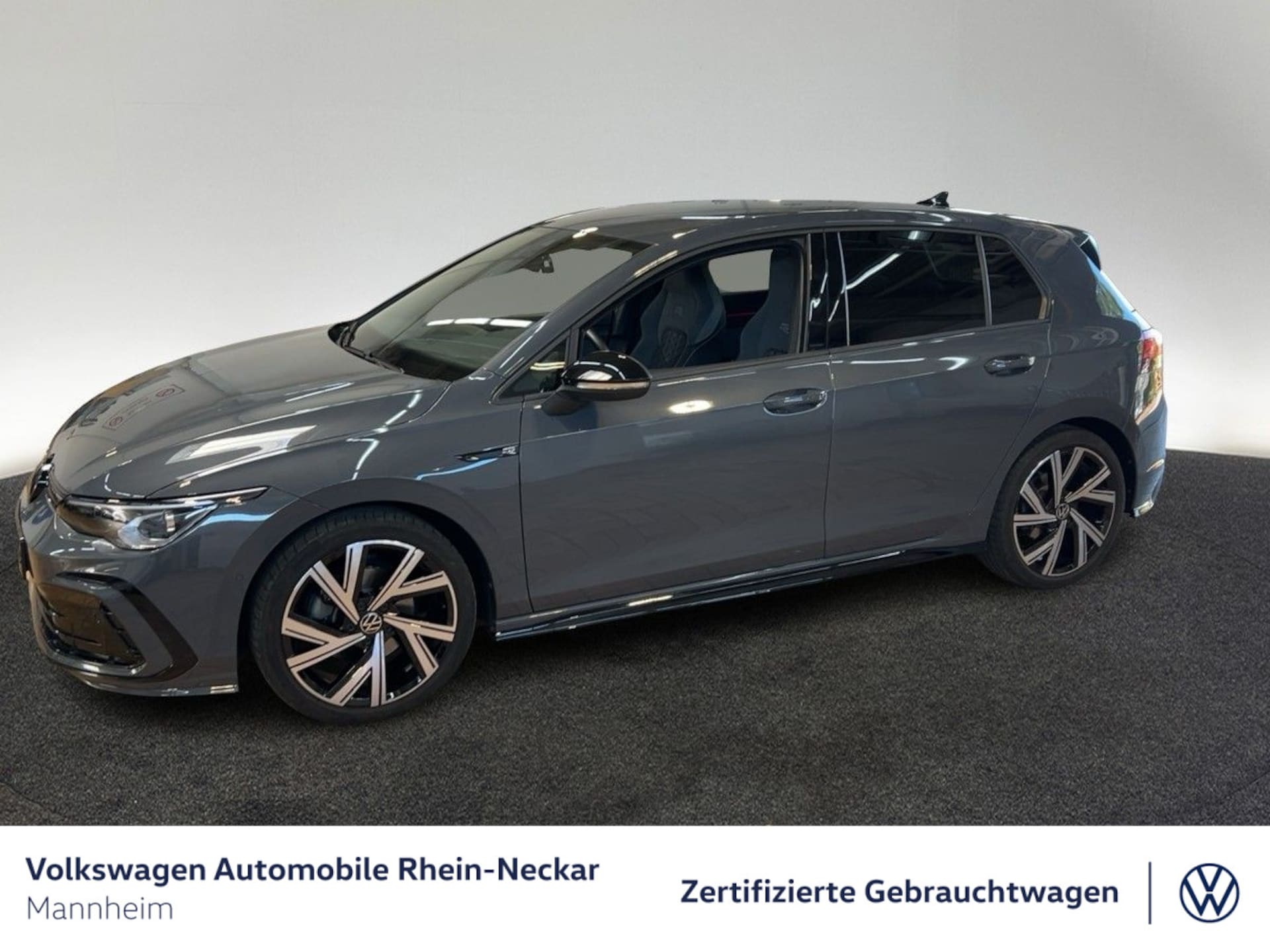 Volkswagen Golf R-Line