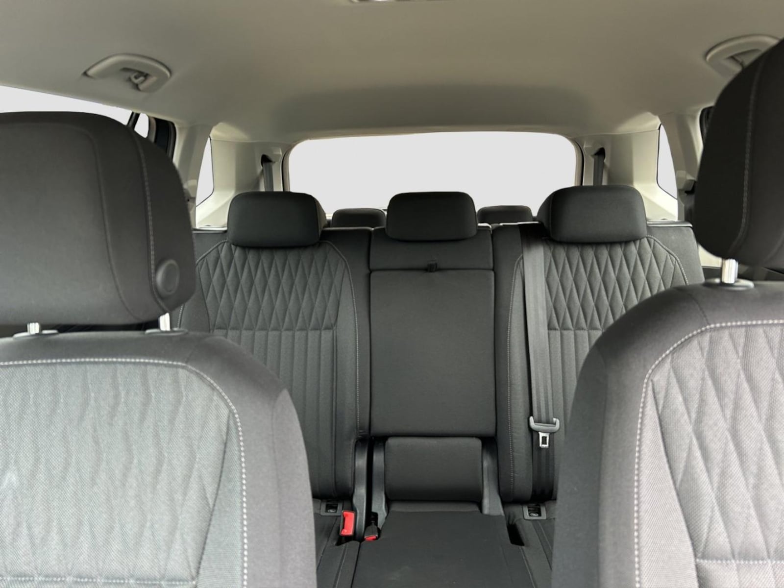 Volkswagen Tiguan Allspace – Bild 17