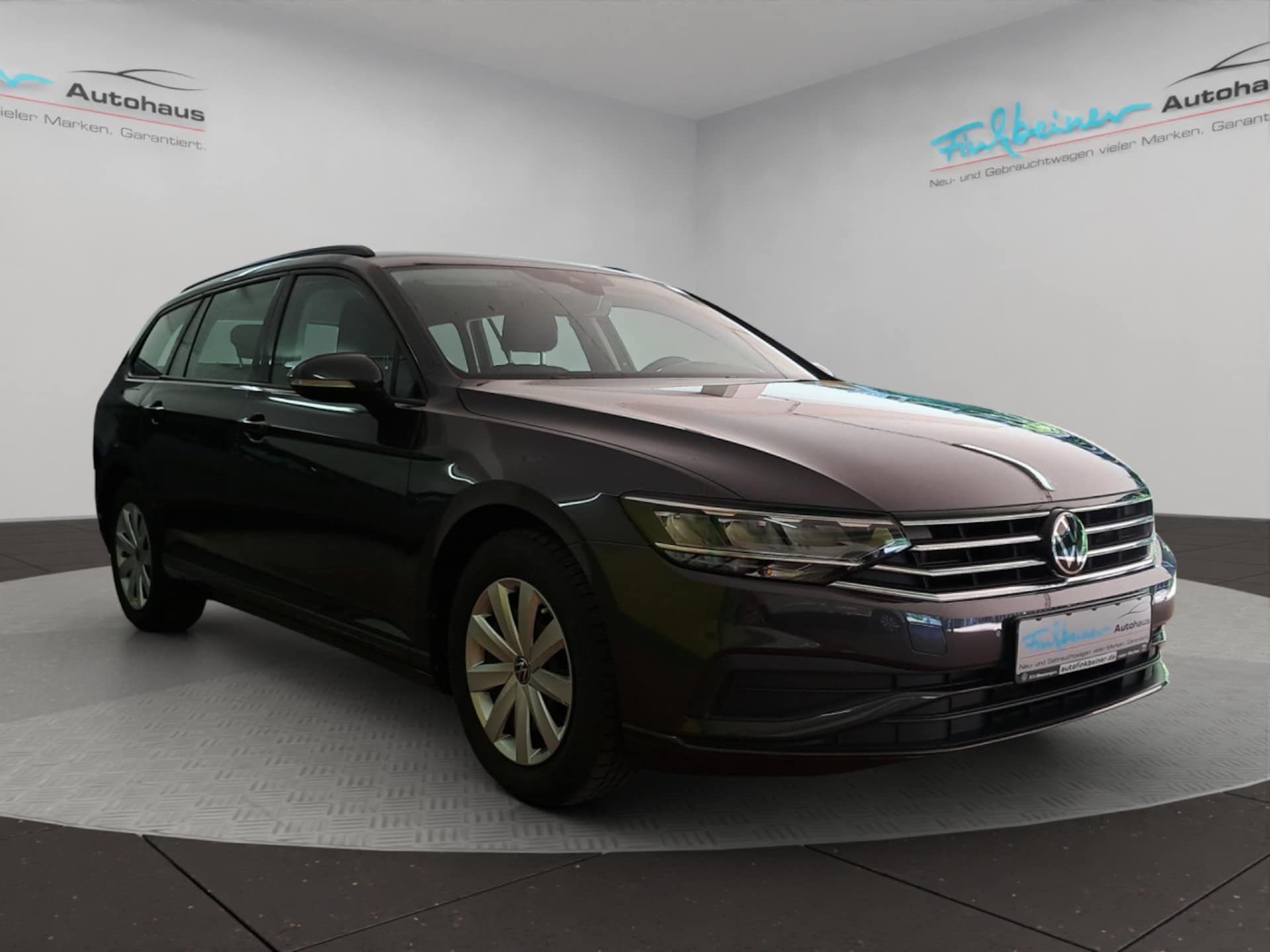 Volkswagen Passat Variant Basis-Modell