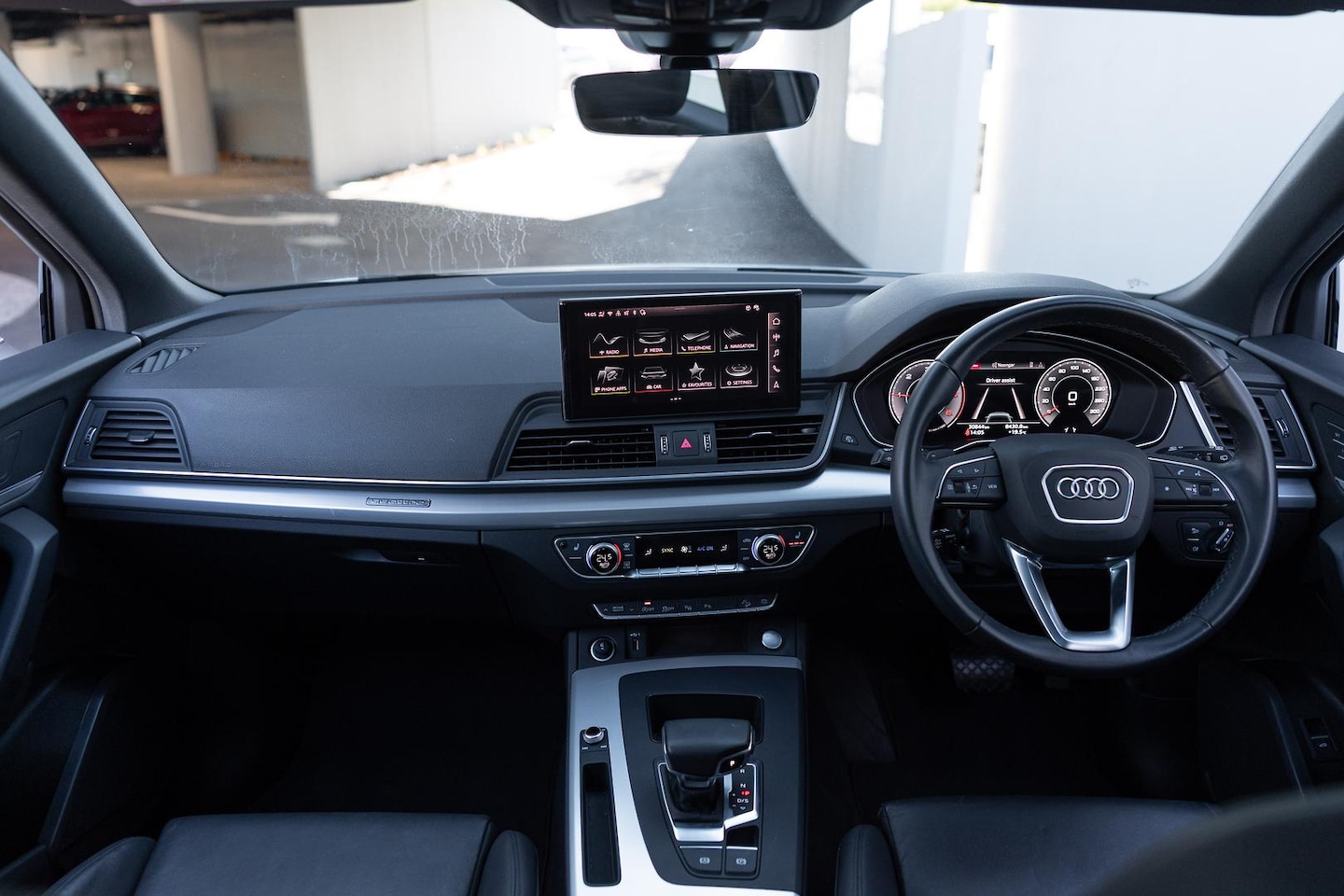 Image about Audi Q5 Sport 40 TDI quattro S tronic