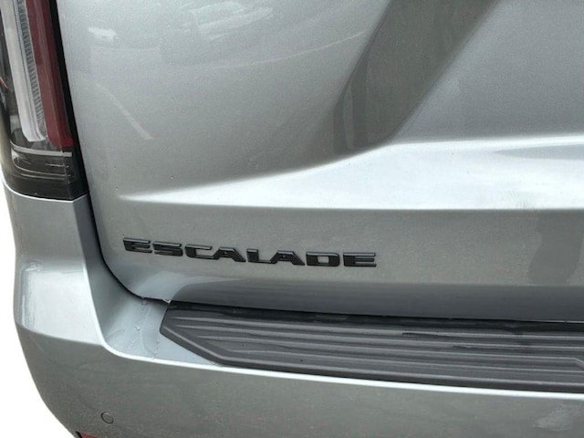 2024 Cadillac Escalade ESV V-Series - Photo 25