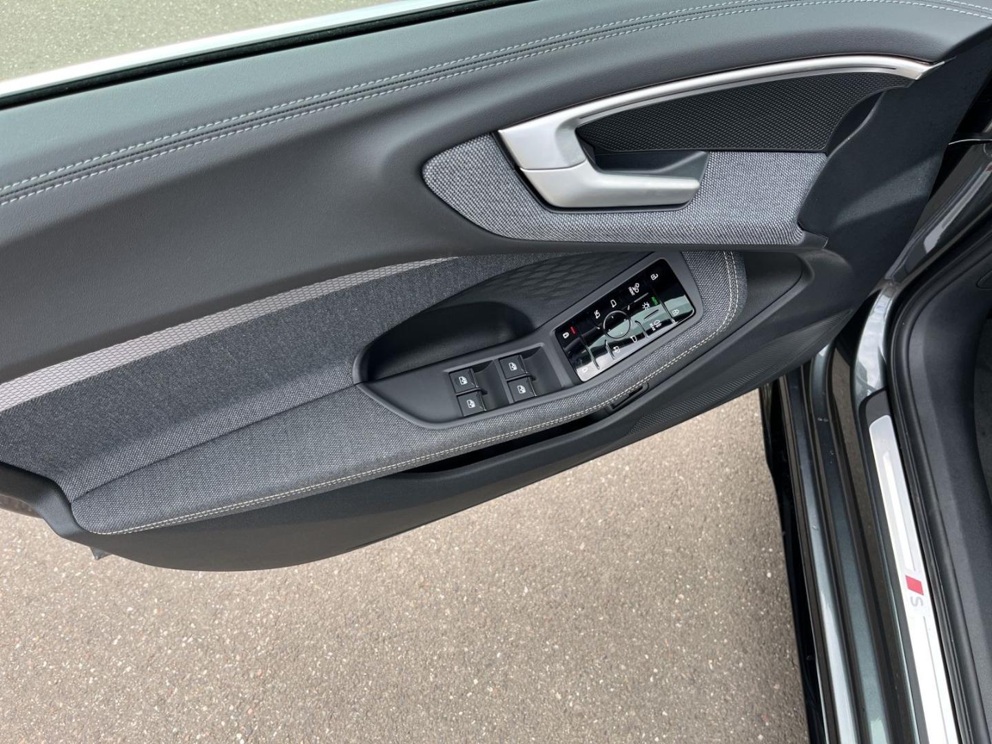 Image about Audi A5 Avant e-hybrid e-hybrid quattro 220 kW S tronic
