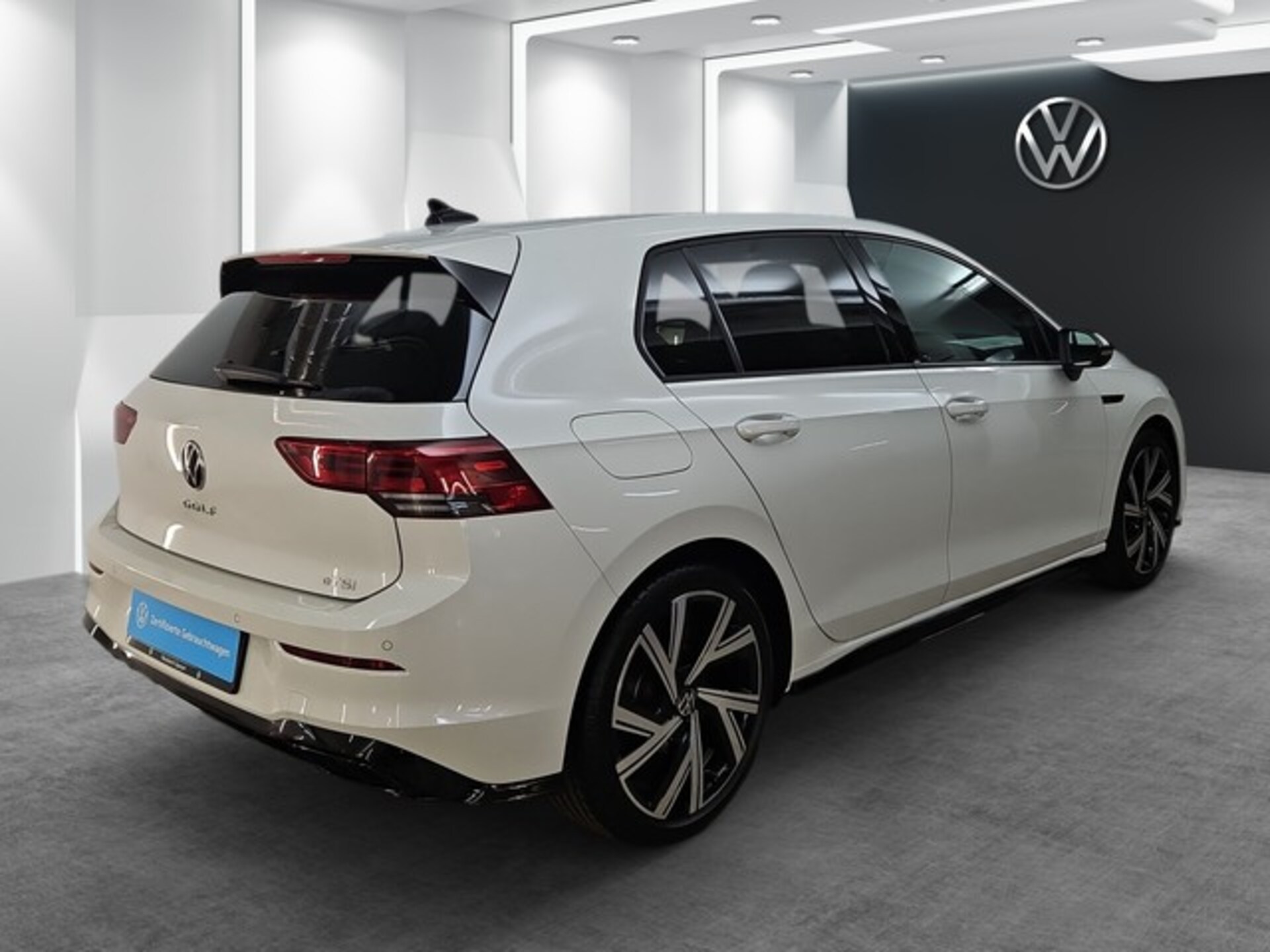 Volkswagen Golf R-Line