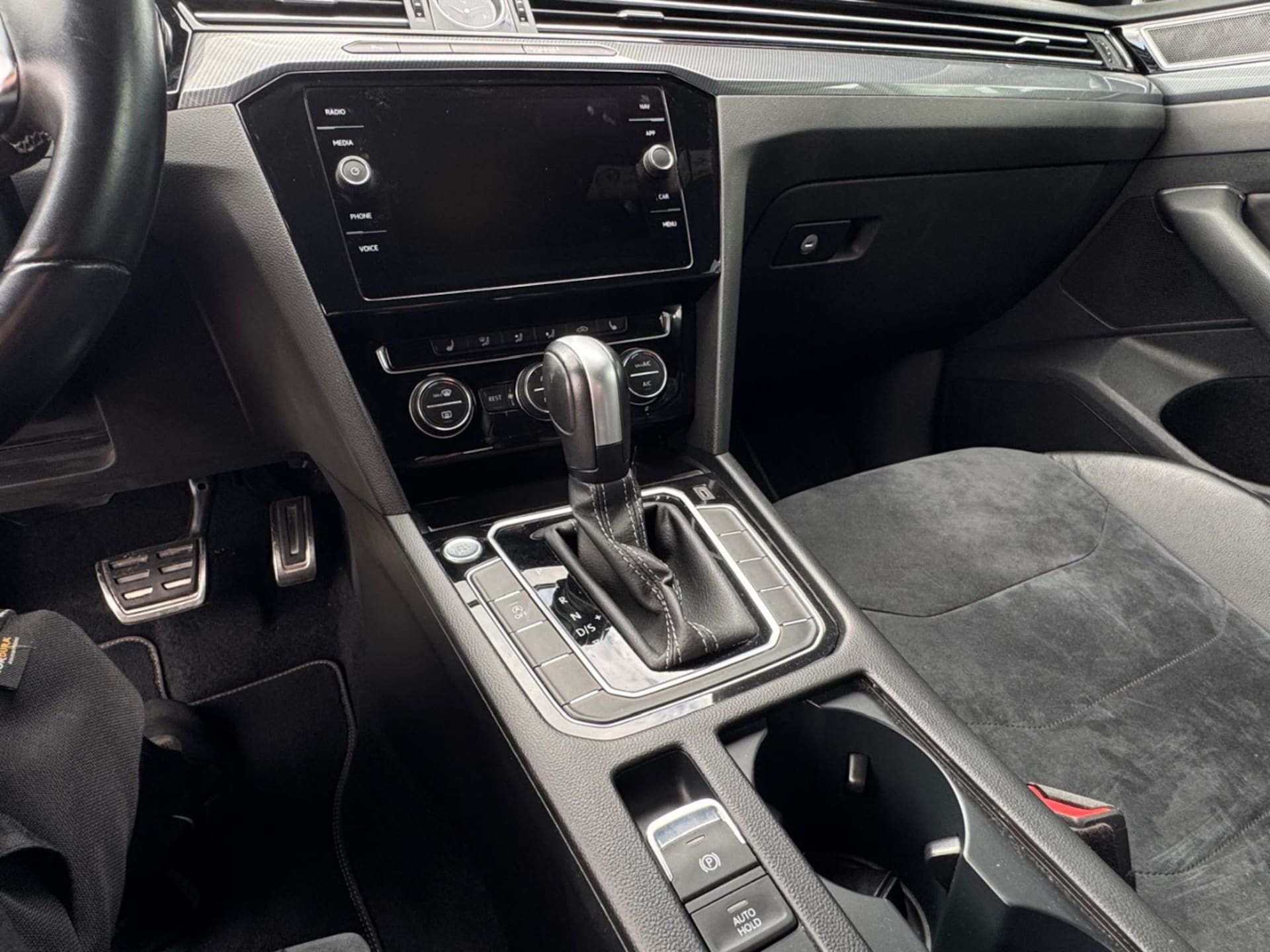 Volkswagen Arteon R-Line