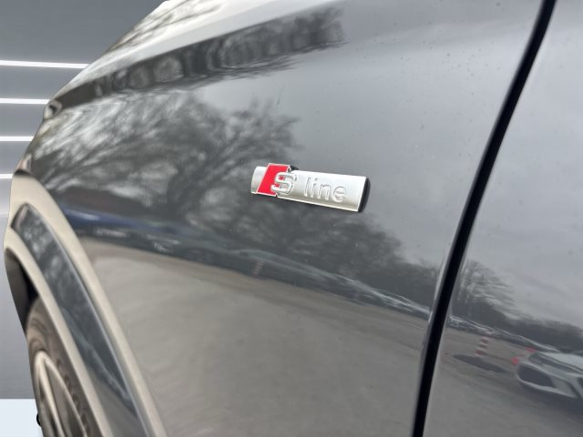 Audi Q6 SUV e-tron edition one