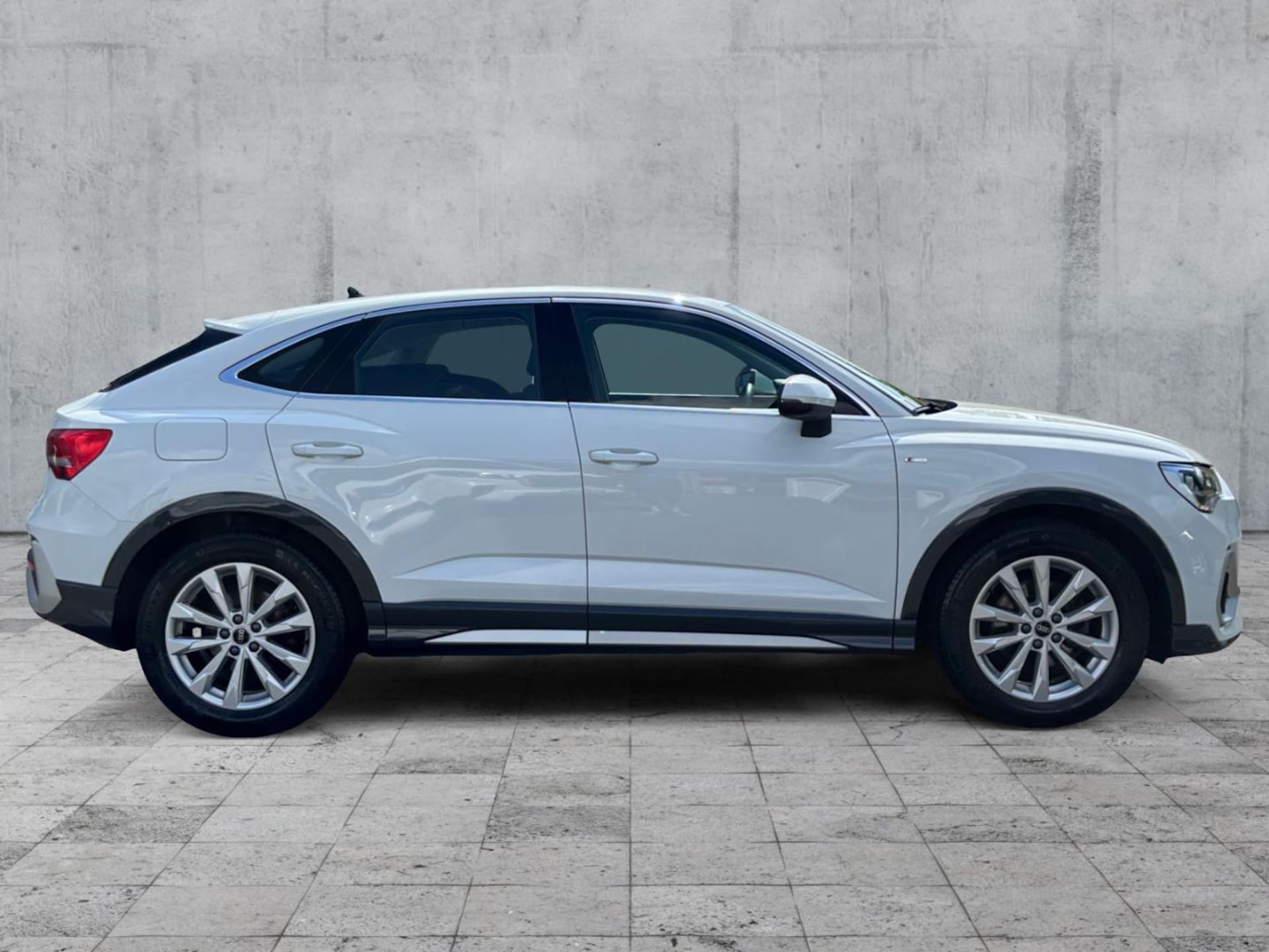 Audi Q3 Sportback S line