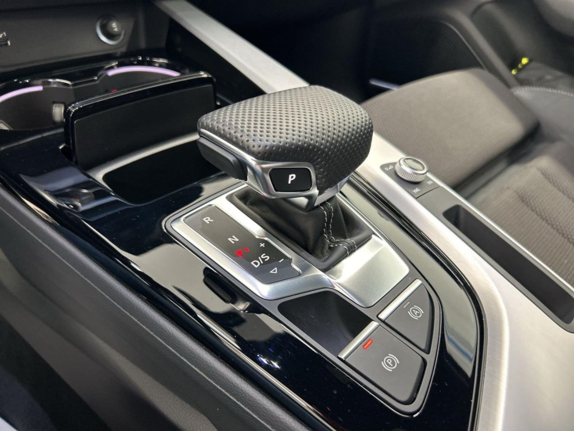 Audi A4 Avant S line