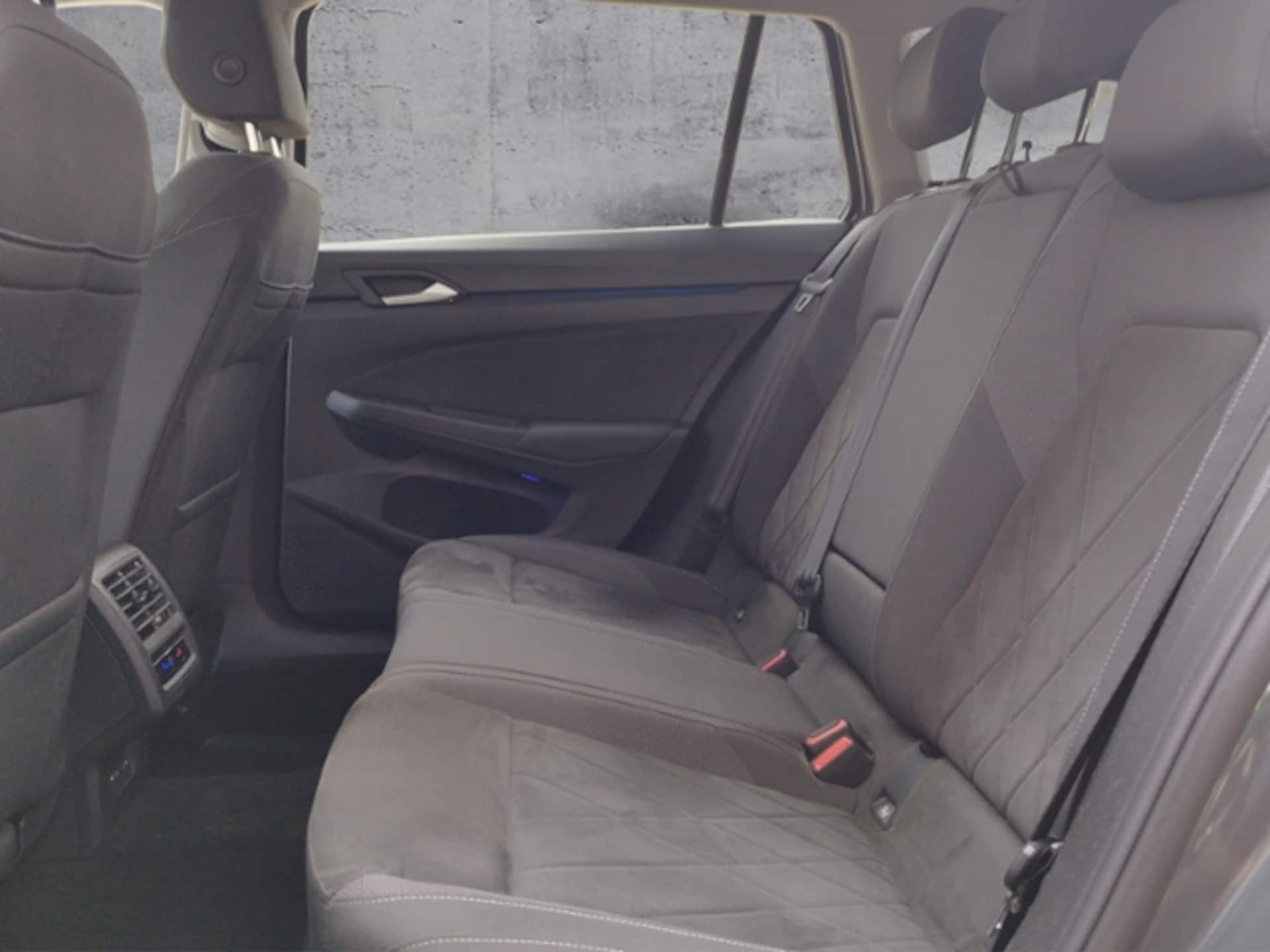 Volkswagen Golf Variant Style