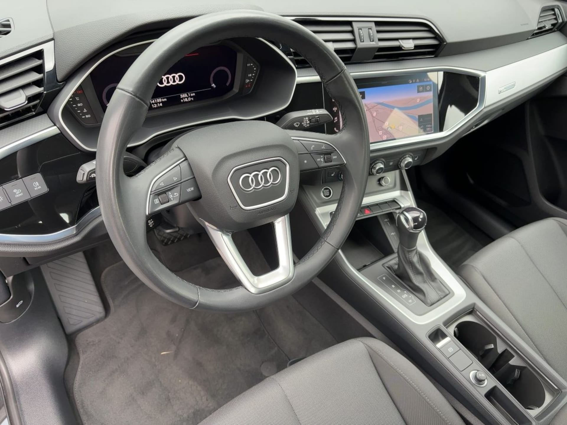 Audi Q3 SUV S line