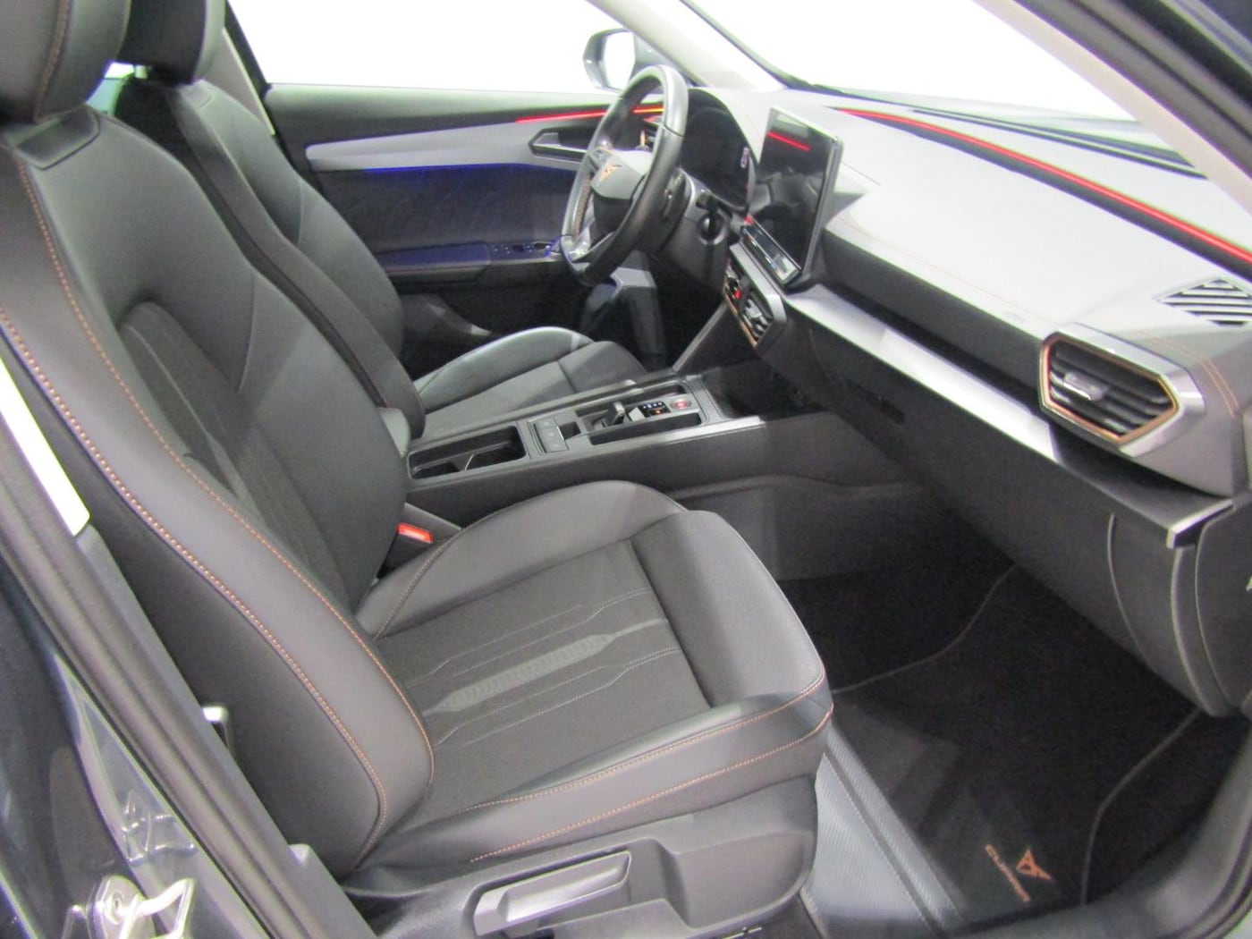 CUPRA Formentor 1.5 TSI DSG 110 kW (150 CV) — photo 6