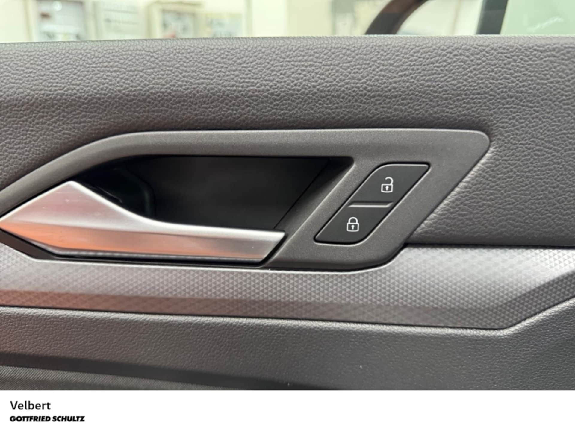 Volkswagen Golf Active
