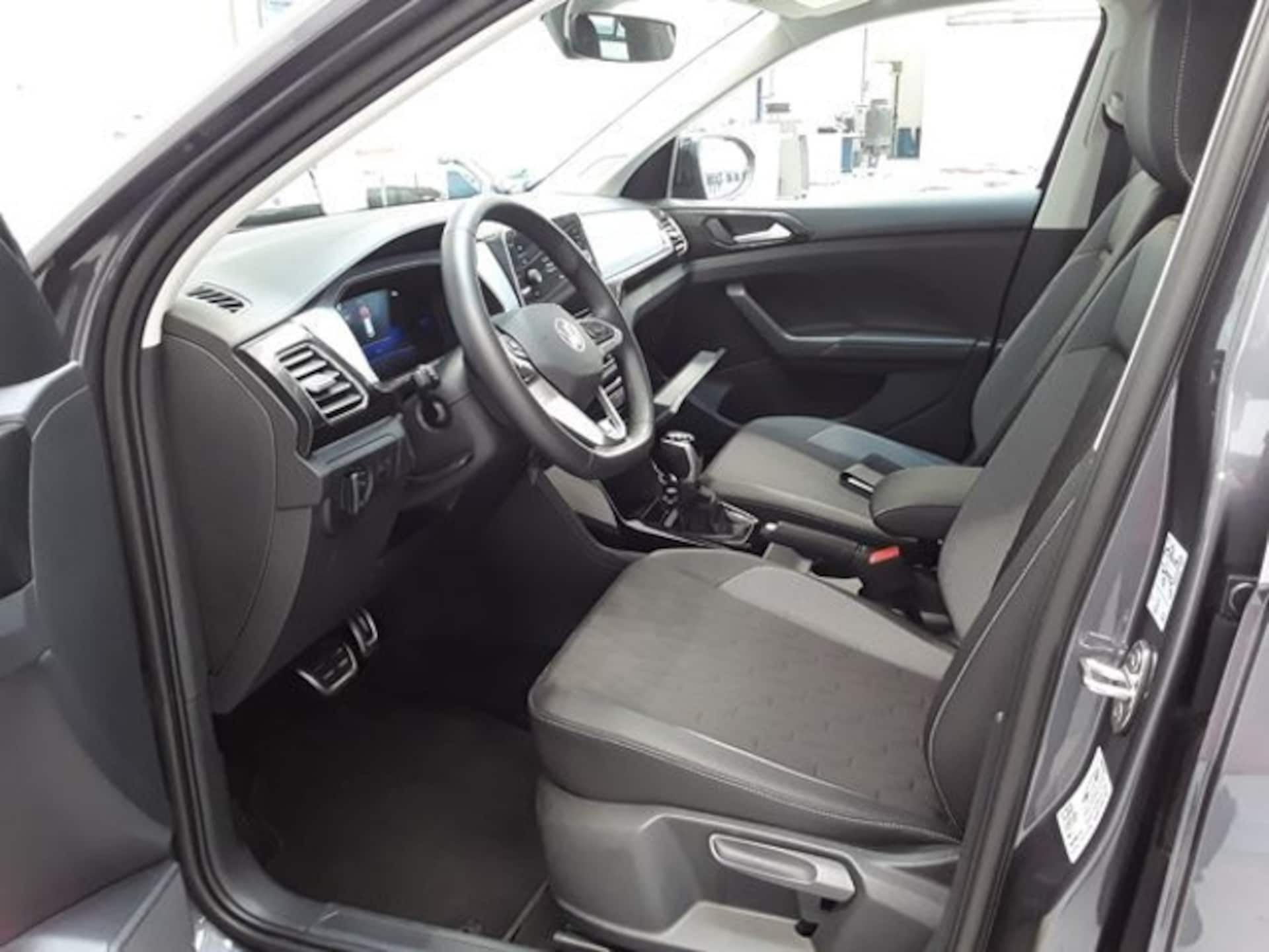 Volkswagen T-Cross Life