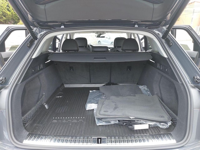 2024 Audi Q8 e-tron Premium - Photo 12