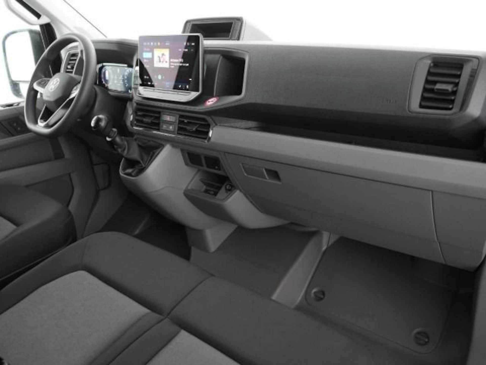 Volkswagen Crafter Kasten langer Radstand