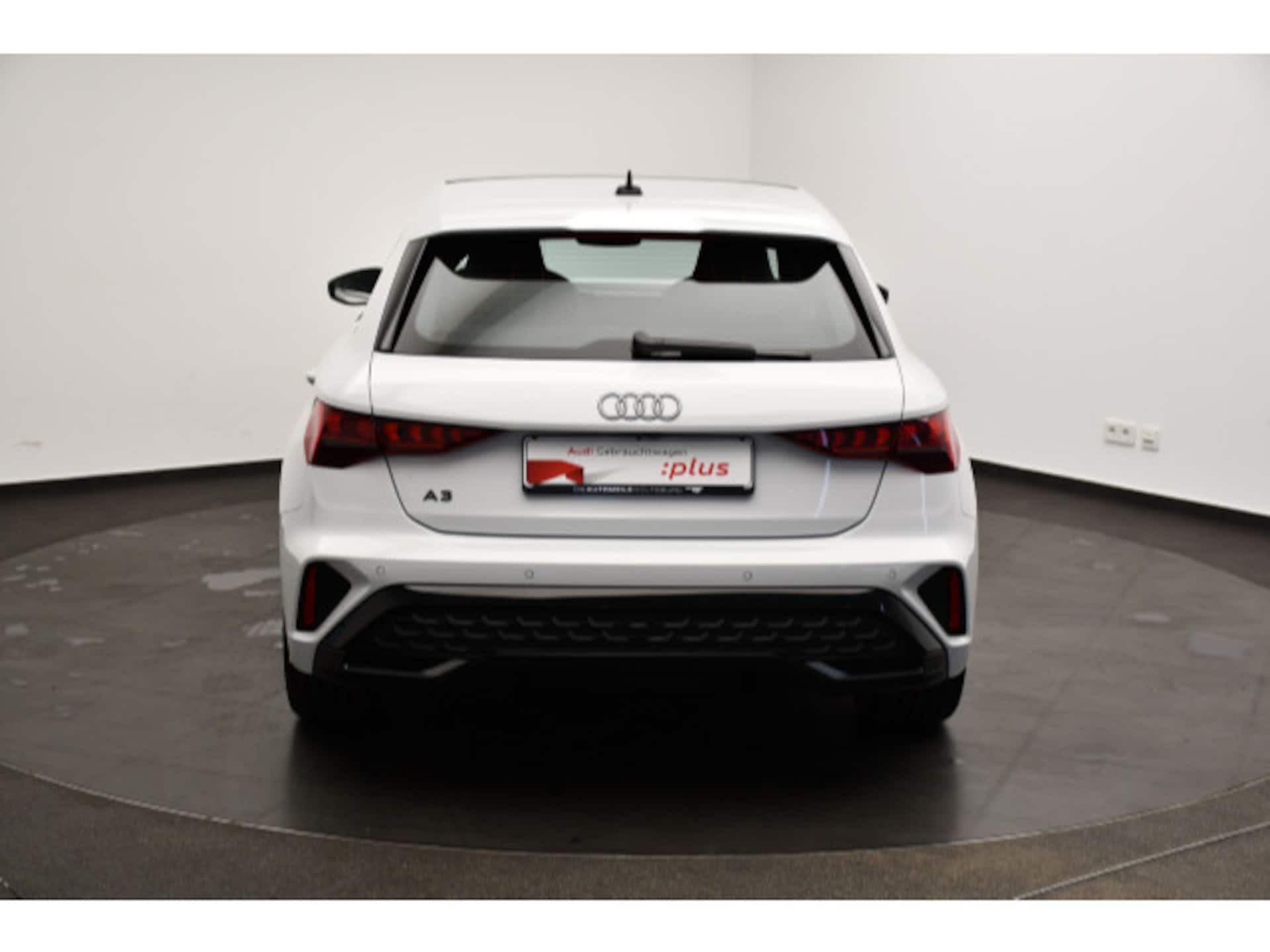 Audi A3 Sportback S line