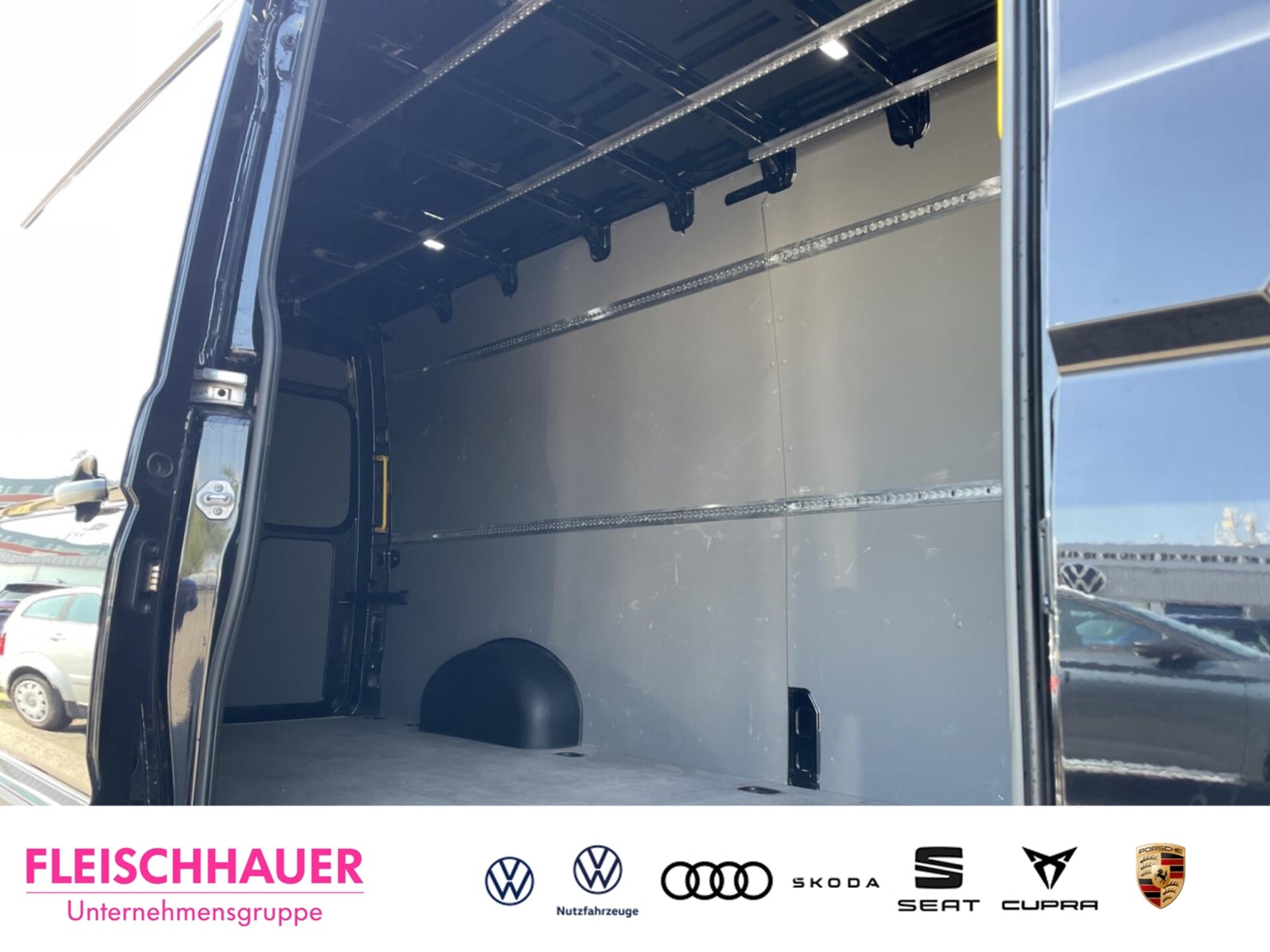 Volkswagen Crafter Kasten langer Radstand
