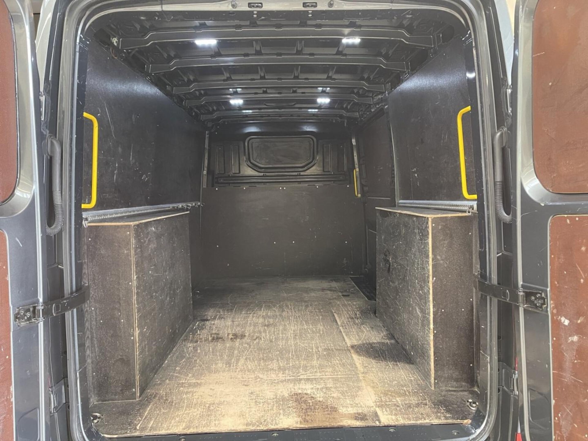 Volkswagen Crafter Kasten mittlerer Radstand