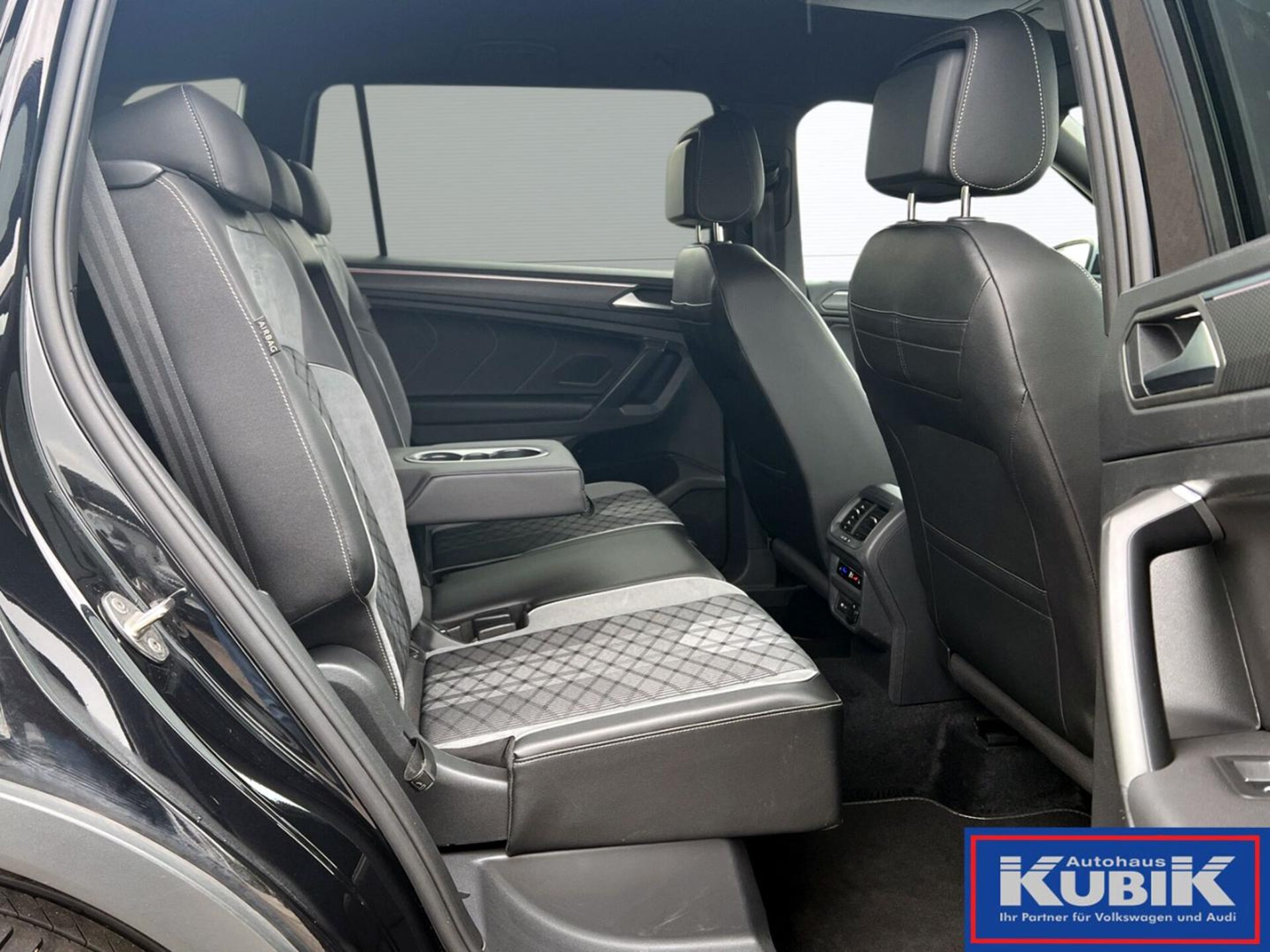 Volkswagen Tiguan Allspace R-Line