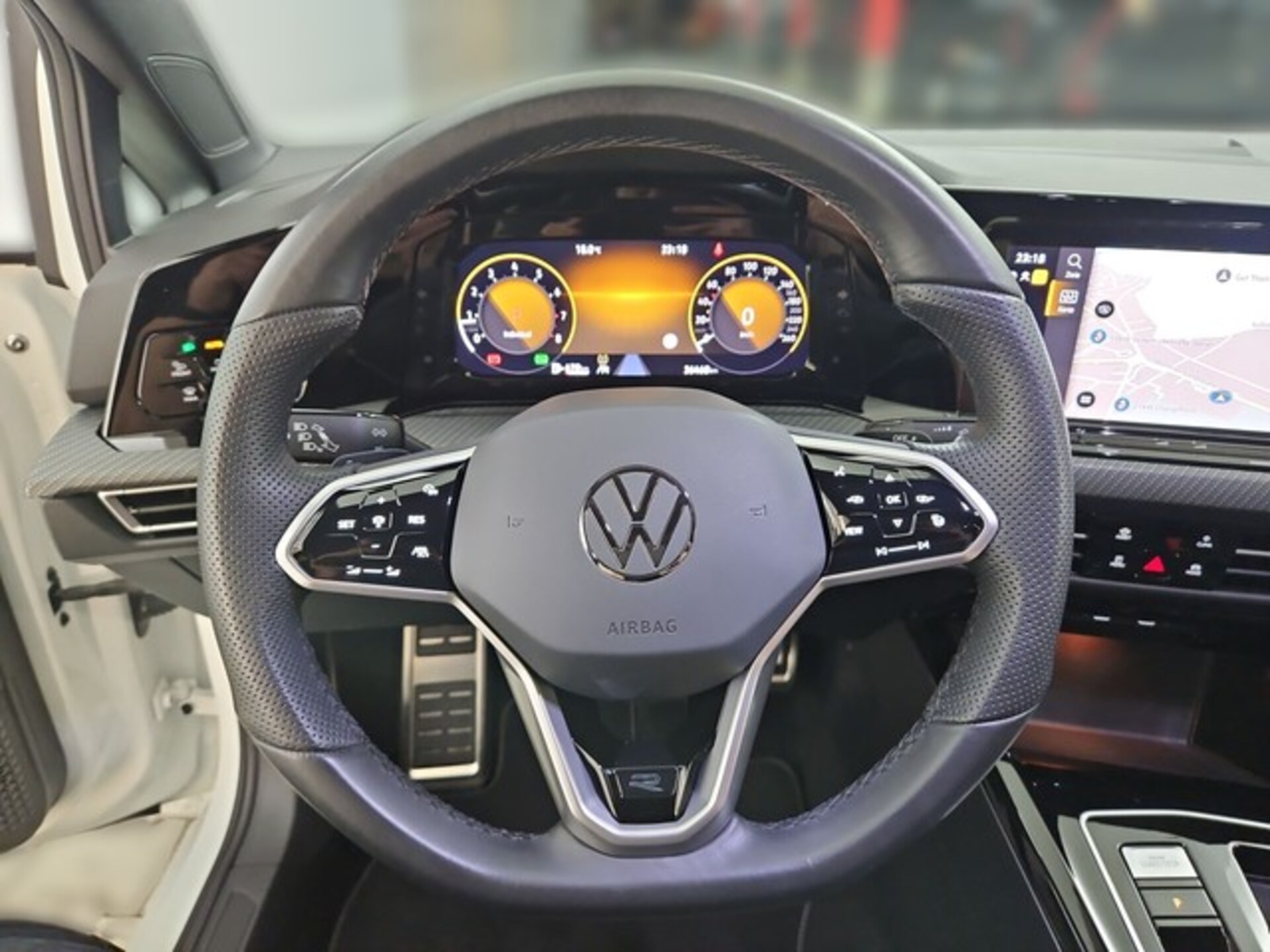 Volkswagen Golf R-Line
