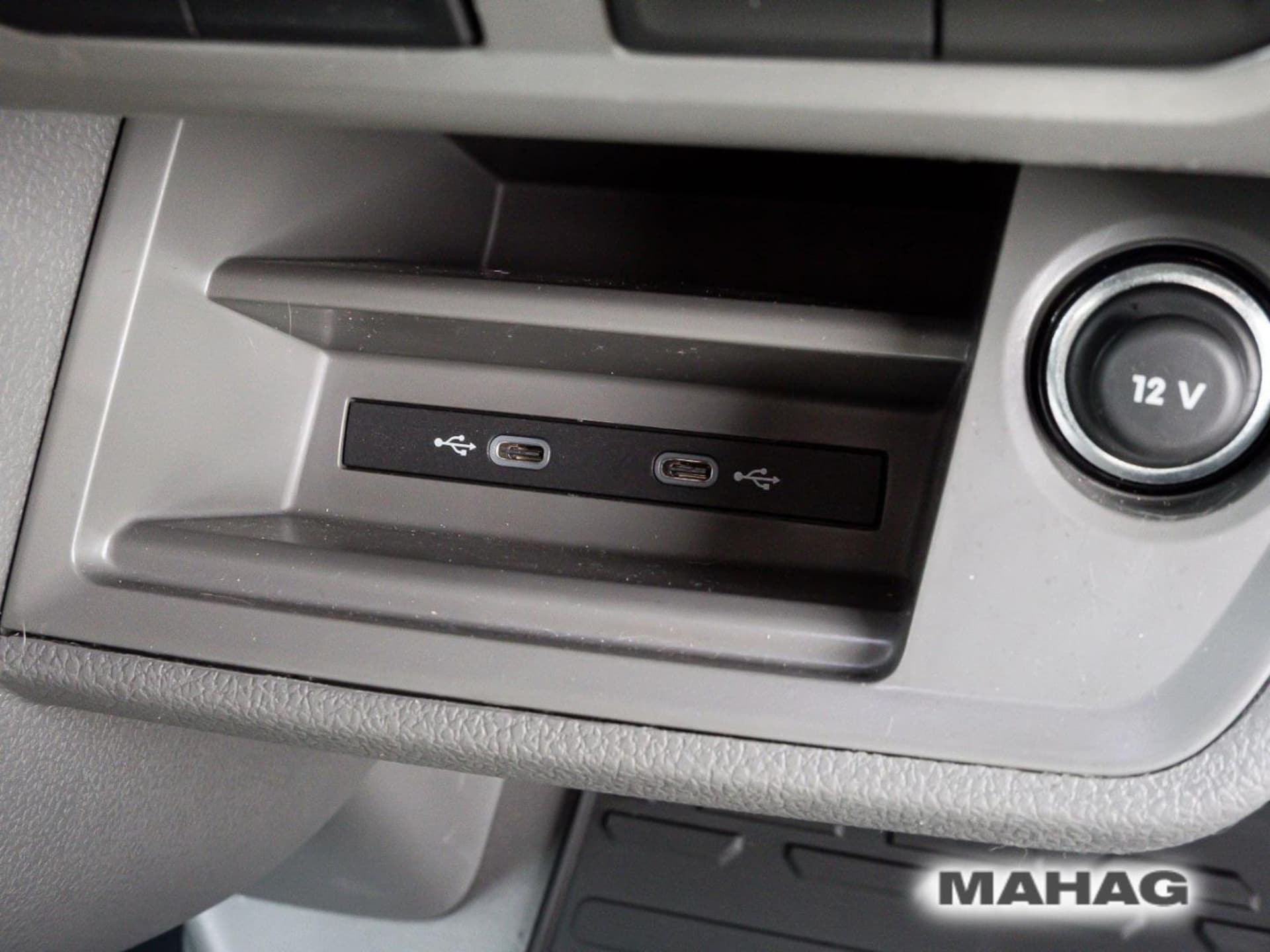 Volkswagen Crafter Kasten mittlerer Radstand